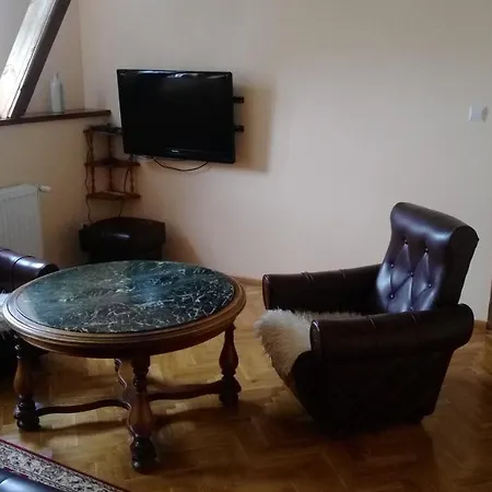 Limba Max Heinzelstein Baude Apart Otel 3*